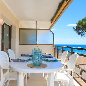 uhc-txingudi-apartments.top-hotels-tarragona.com/